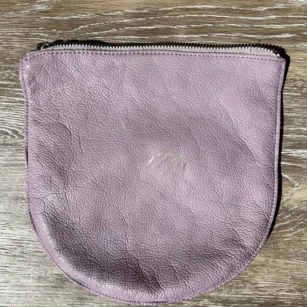 Lavender Leather Baggu Pouch